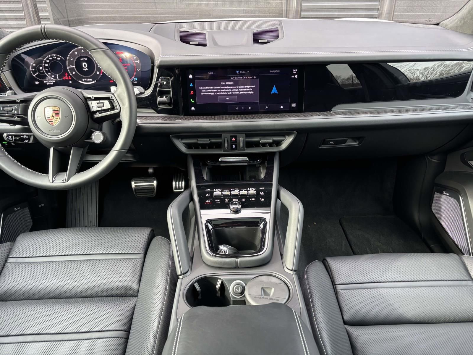 New 2026 Porsche Cayenne GTS image 18