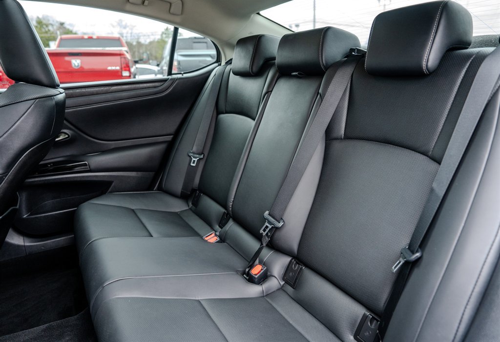 Used 2023 Lexus ES 350 Luxury w/ Premium Package image 29