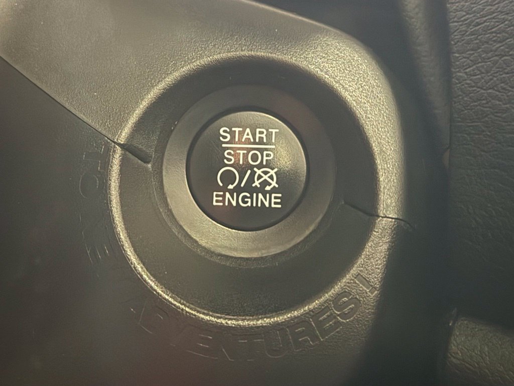 Used 2022 Jeep Renegade Trailhawk w/ Sun/Sound Group AWD/4WD image 23