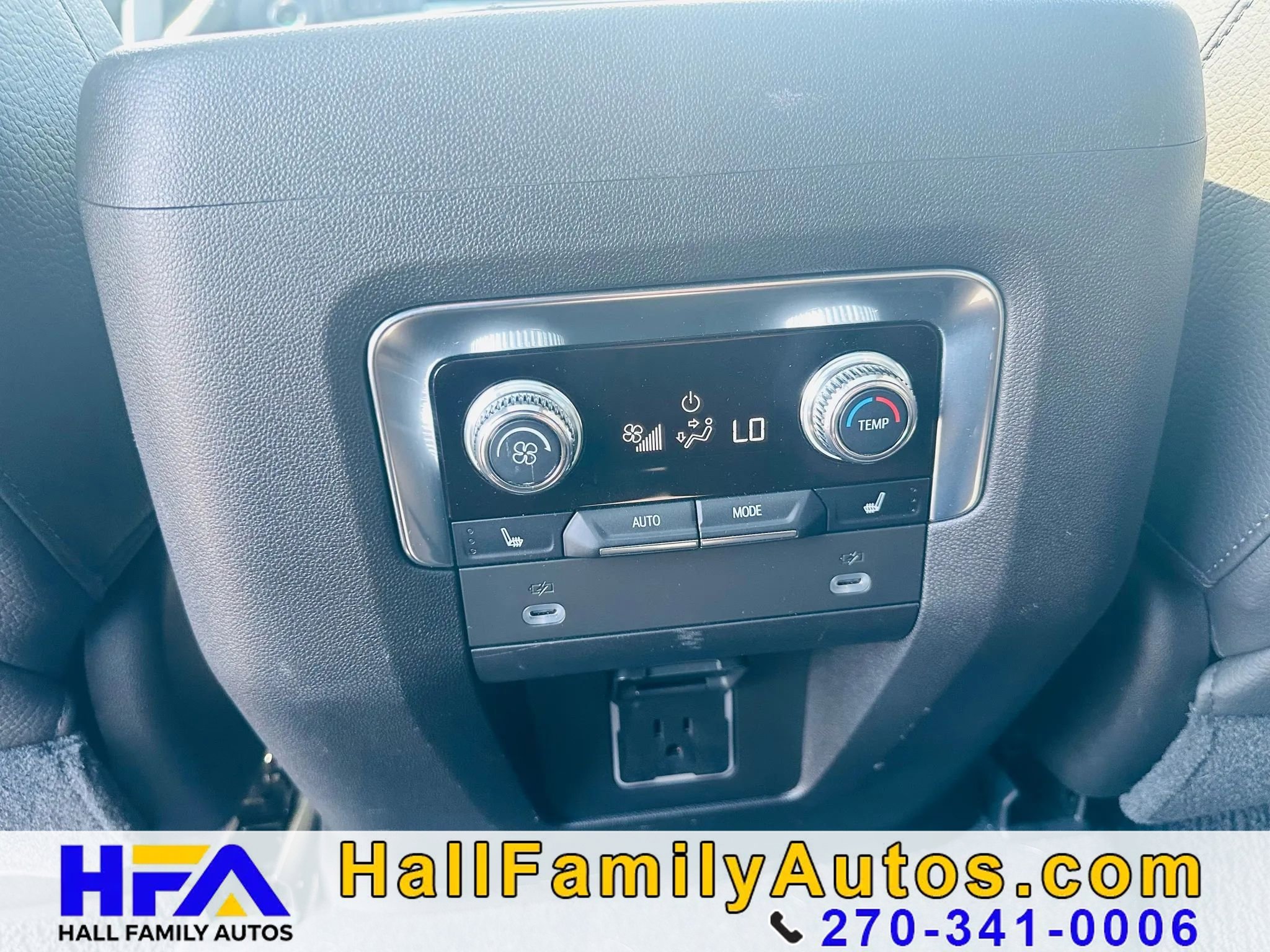 Used 2021 GMC Yukon Denali image 24