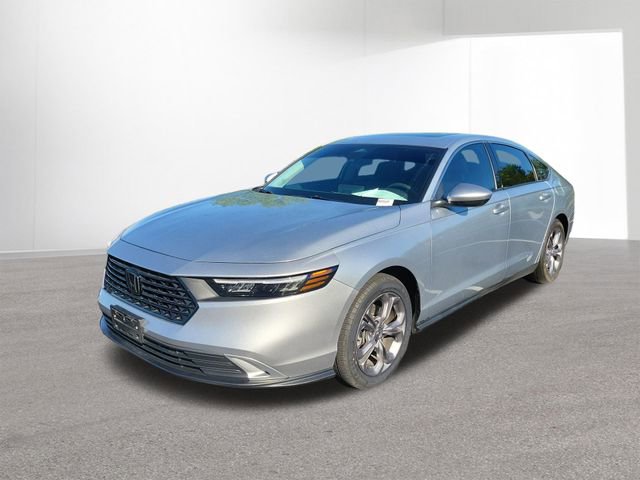Used 2024 Honda Accord EX image 11