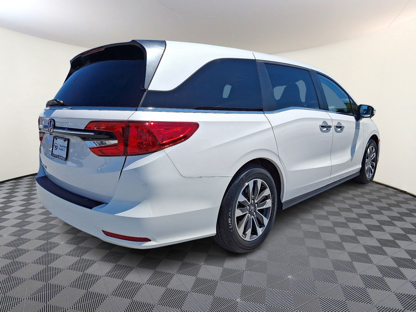 Used 2023 Honda Odyssey EX-L image 6