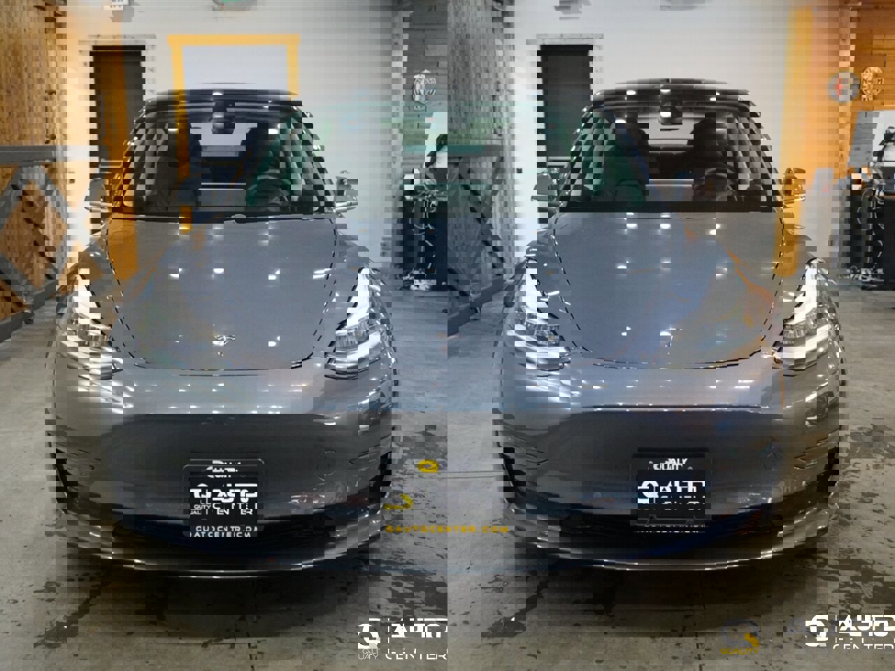 Used 2020 Tesla Model 3 Standard Range Plus image 2