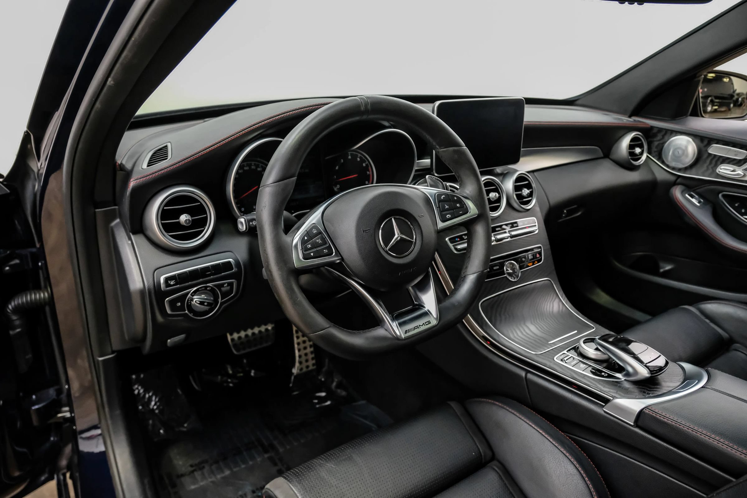 Used 2016 Mercedes-Benz C 450 AMG image 10