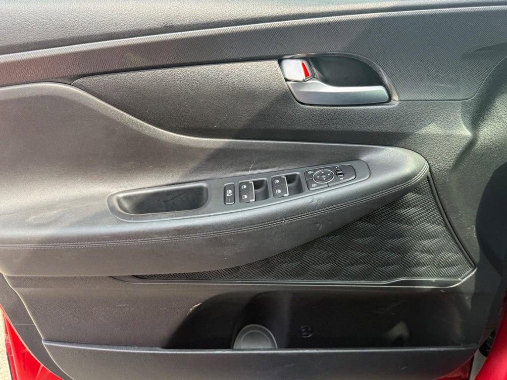 Used 2022 Hyundai Santa Fe SEL w/ Cargo Package image 26