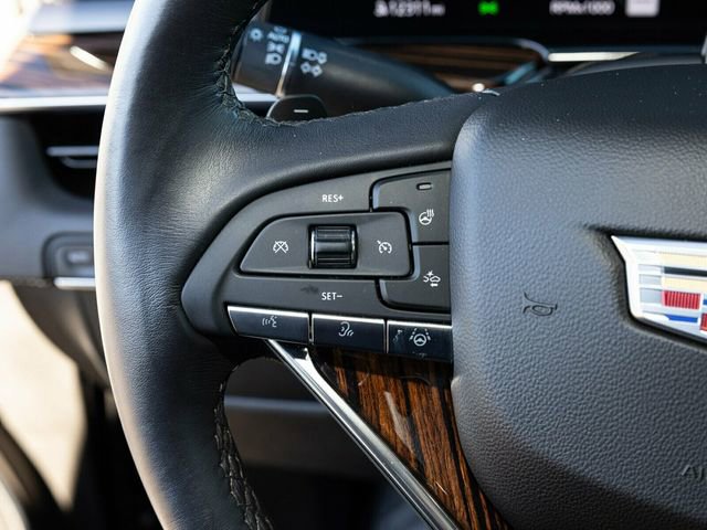 Used 2023 Cadillac Escalade ESV Premium Luxury image 42