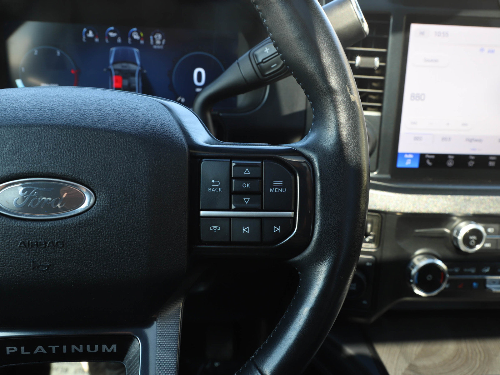 Used 2025 Ford F350 Platinum AWD/4WD image 25