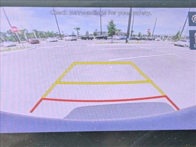 Used 2022 Hyundai Santa Cruz SEL image 11