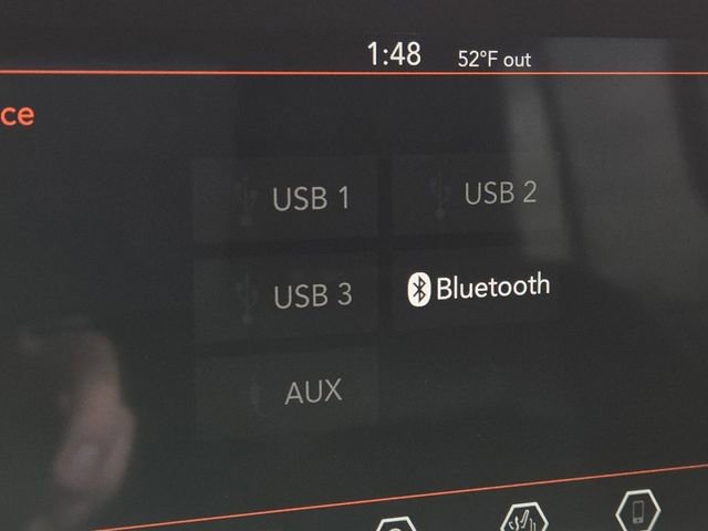 Used 2019 Jeep Wrangler Unlimited Sahara w/ Safety Group image 4