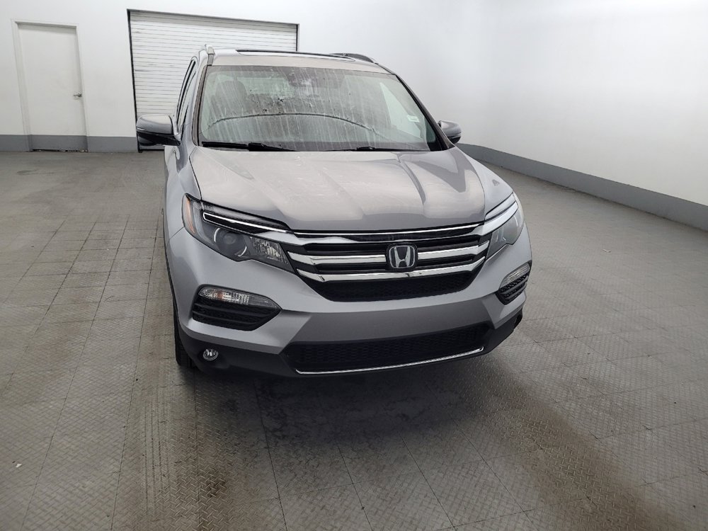 Used 2018 Honda Pilot Touring image 14