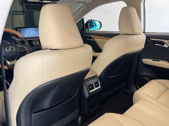 Used 2022 Lexus RX 350L FWD w/ Premium Package image 33
