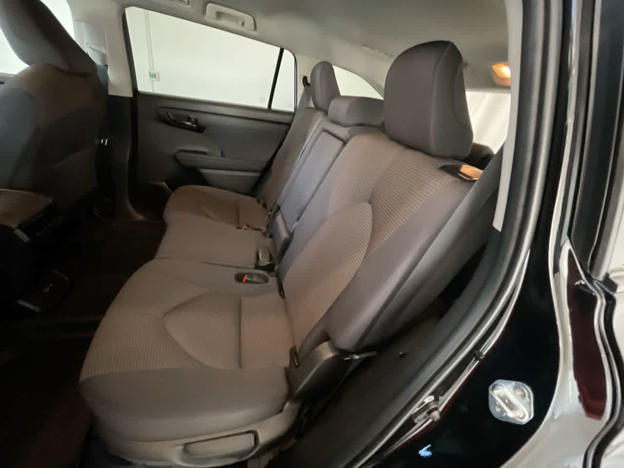 Certified 2024 Toyota Highlander LE AWD/4WD image 22