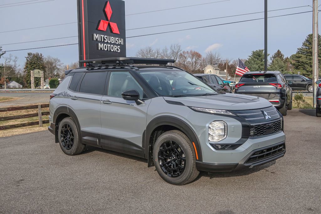 New 2026 Mitsubishi Outlander Trail Edition image 1