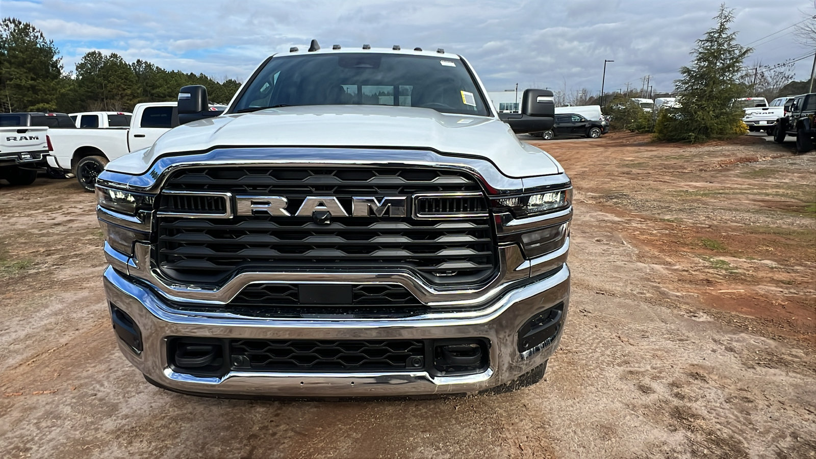 New 2026 RAM 2500 Tradesman AWD/4WD image 3