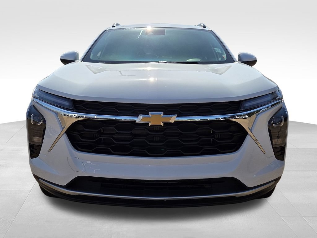 New 2026 Chevrolet Trax LT FWD image 3
