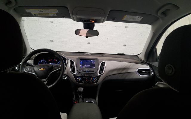 Used 2023 Chevrolet Equinox LS FWD image 22