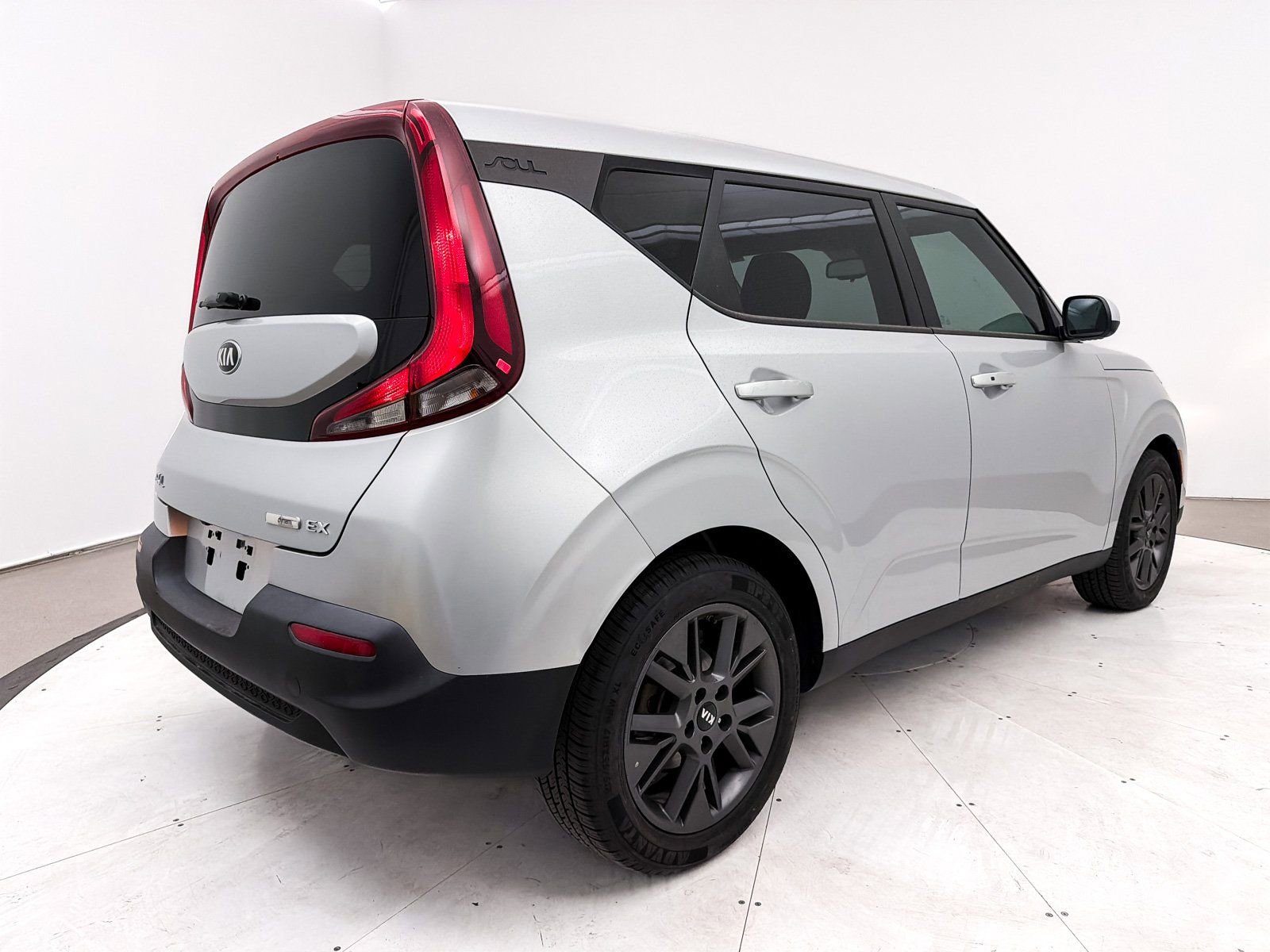 Used 2021 Kia Soul EX image 17