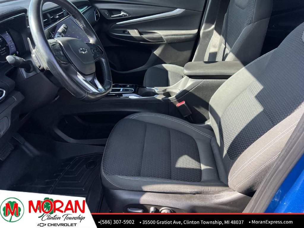Certified 2023 Chevrolet Bolt EUV LT w/ Comfort Package FWD image 18