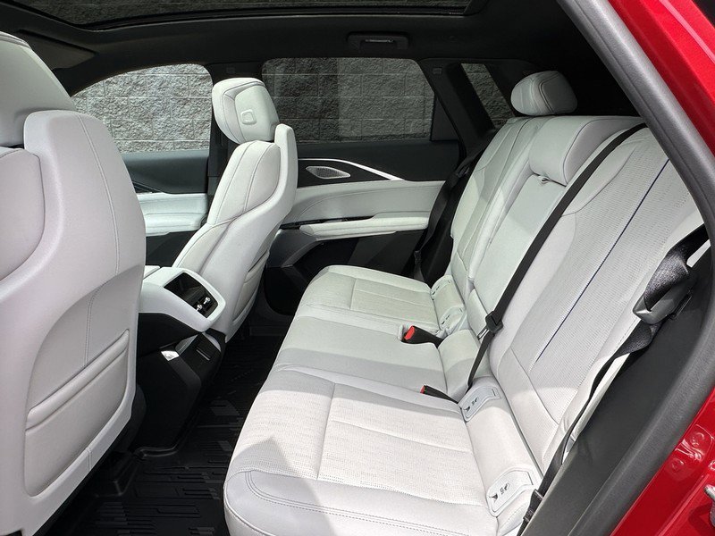 New 2025 Cadillac Lyriq Sport image 6