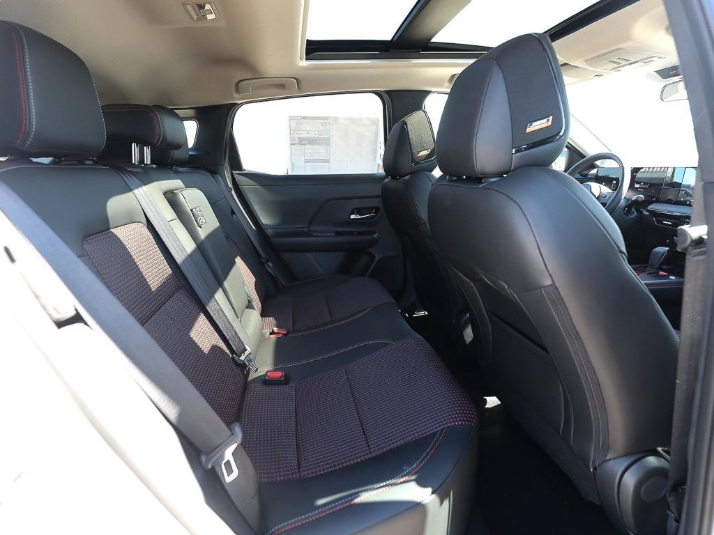 New 2026 Nissan Kicks SR w/ SR Premium Package AWD/4WD image 19