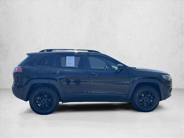 Used 2022 Jeep Cherokee Latitude w/ Sun & Sound Group AWD/4WD image 4