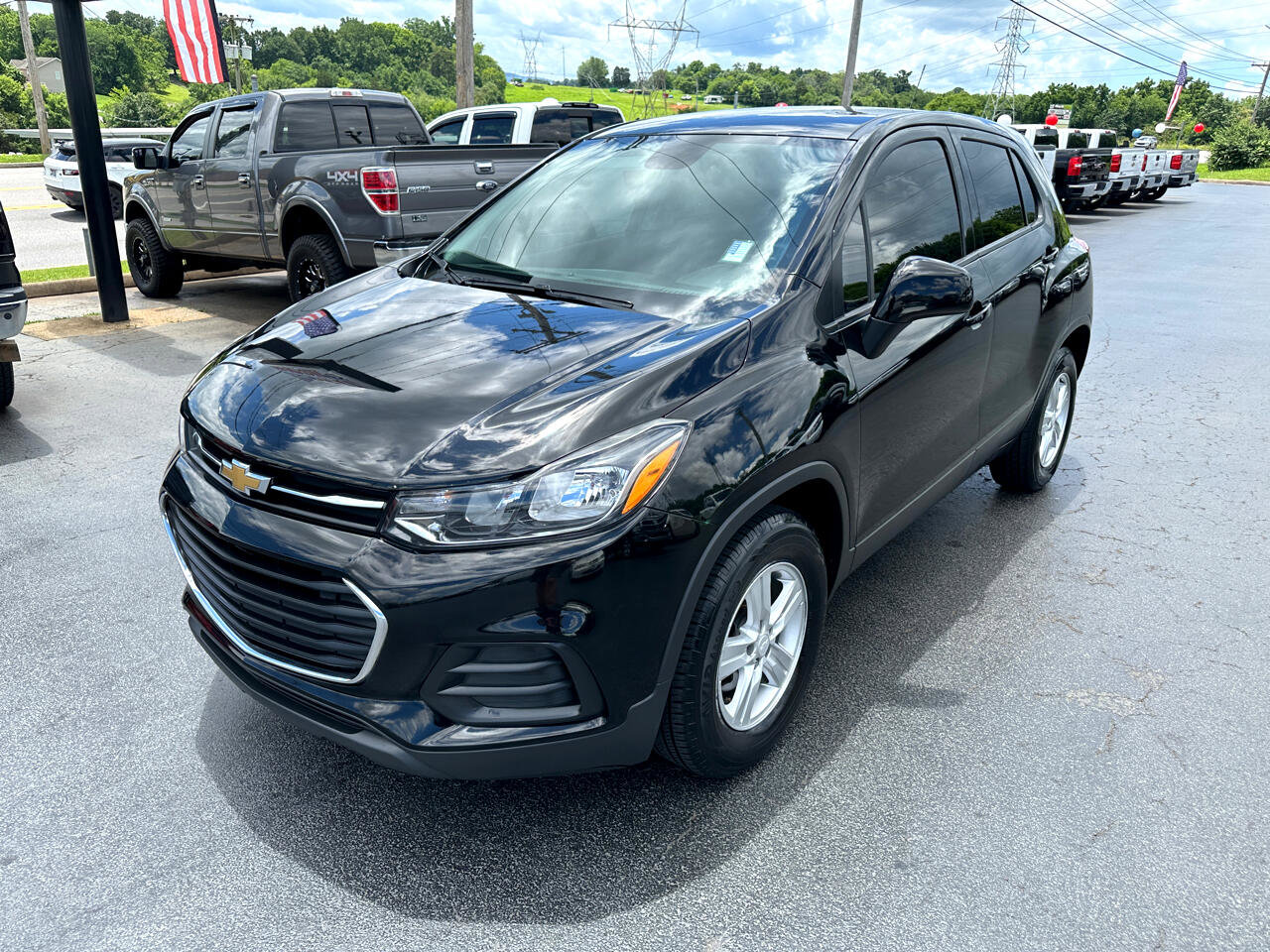 Used 2020 Chevrolet Trax LS w/ Tint and Cruise Package image 8