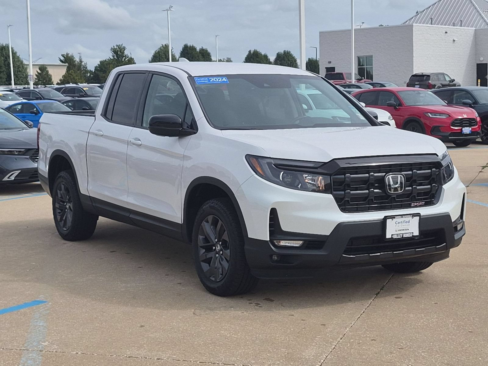 Certified 2024 Honda Ridgeline Sport image 4