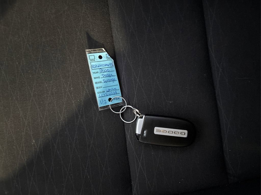 Used 2020 Dodge Durango SXT image 32