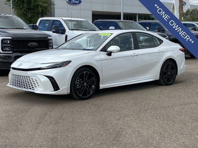 Used 2025 Toyota Camry XSE AWD/4WD image 2