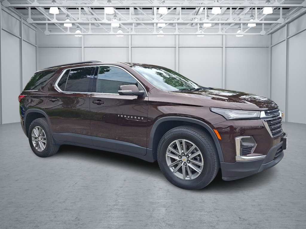Used 2023 Chevrolet Traverse LT AWD/4WD image 11