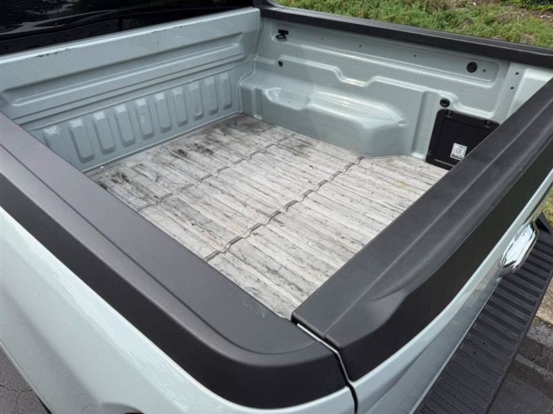 Used 2023 Ford Maverick XL FWD image 5