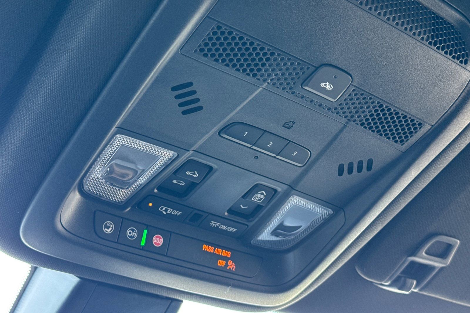 Certified 2025 Cadillac XT6 Sport w/ Technology Package image 22