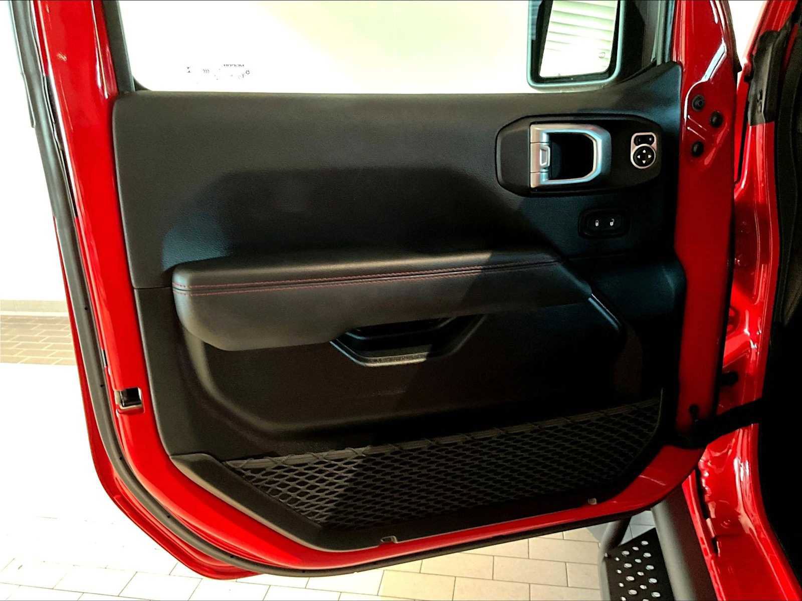 Used 2021 Jeep Gladiator Rubicon image 26