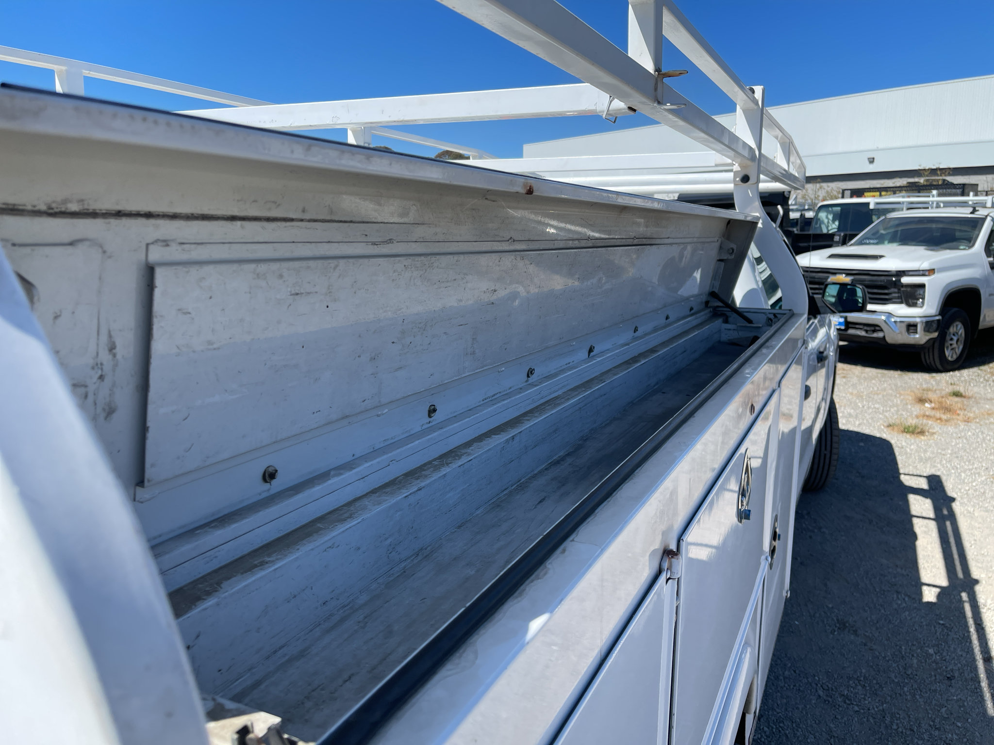 Used 2018 Chevrolet Silverado 2500 W/T RWD image 18