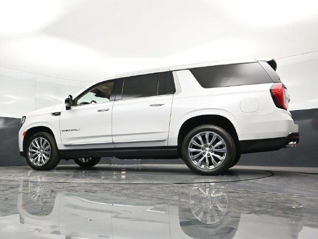 Used 2022 GMC Yukon XL Denali AWD/4WD image 61