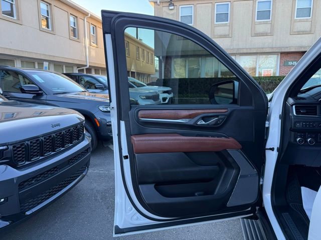 Used 2024 GMC Yukon XL Denali Ultimate image 24