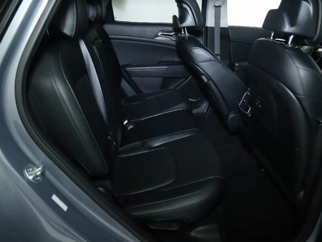 Used 2023 Kia Sportage EX FWD image 32