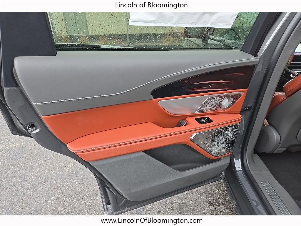 New 2024 Lincoln Nautilus Black Label w/ Jet Appearance Package (87T) image 38