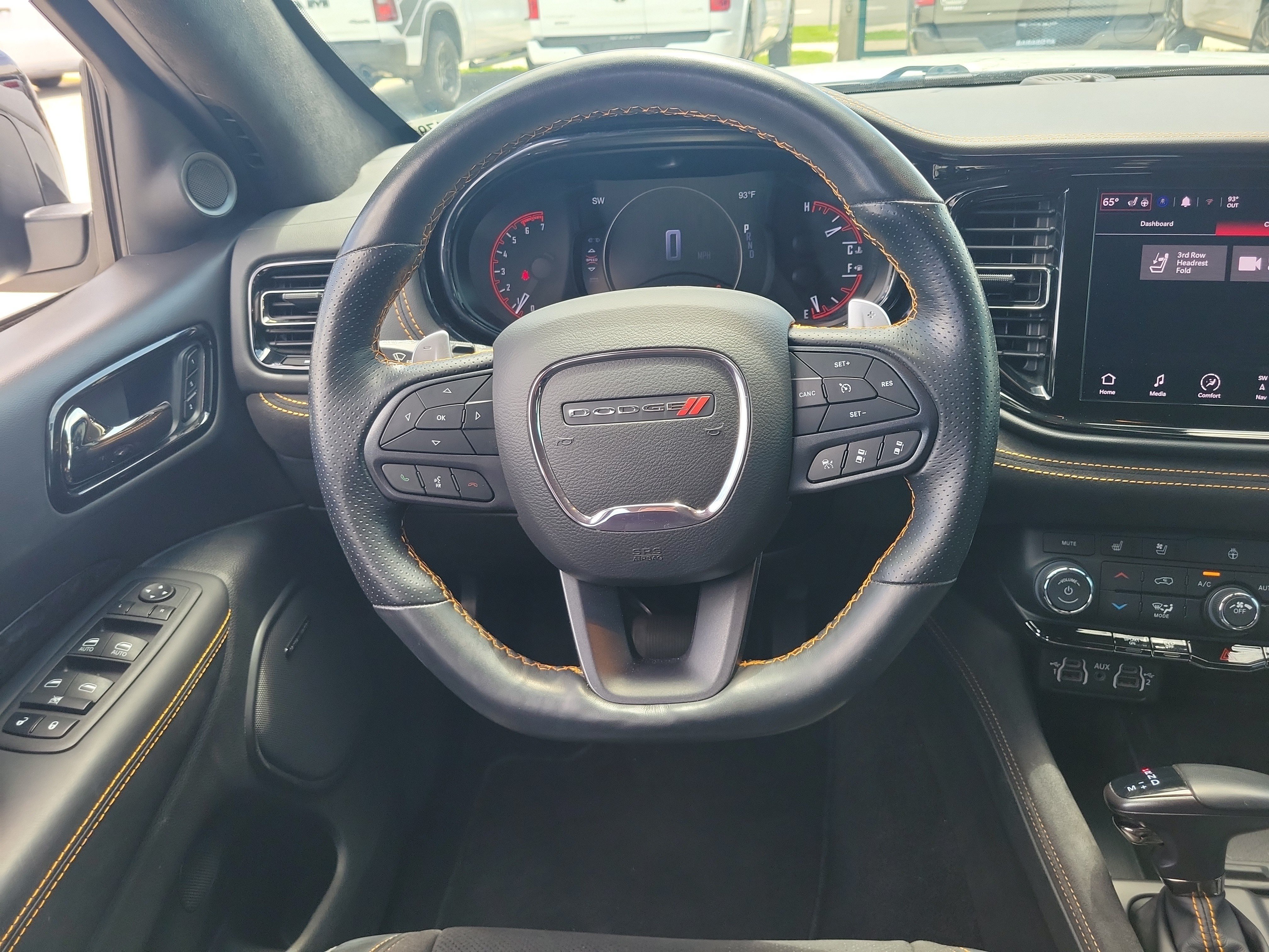 Used 2023 Dodge Durango R/T w/ Hemi Orange Plus Package RWD image 16