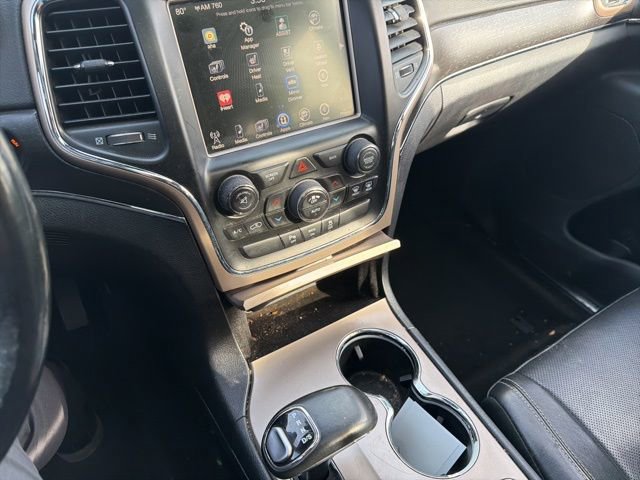 Used 2015 Jeep Grand Cherokee Limited w/ Luxury Group II image 12