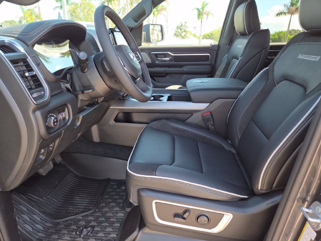 New 2027 RAM 1500 Laramie w/ Night Edition RWD image 27