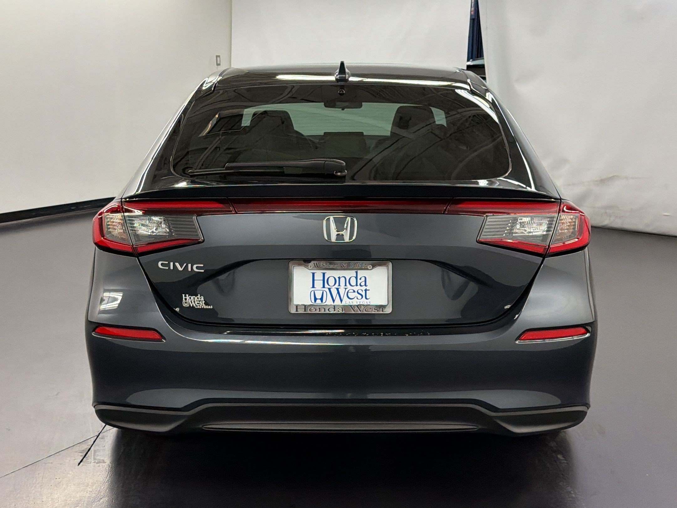 Certified 2024 Honda Civic EX-L image 10