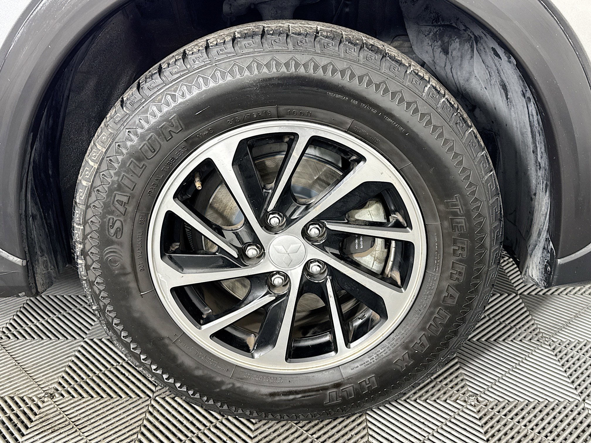 Used 2020 Mitsubishi Eclipse Cross ES FWD image 30