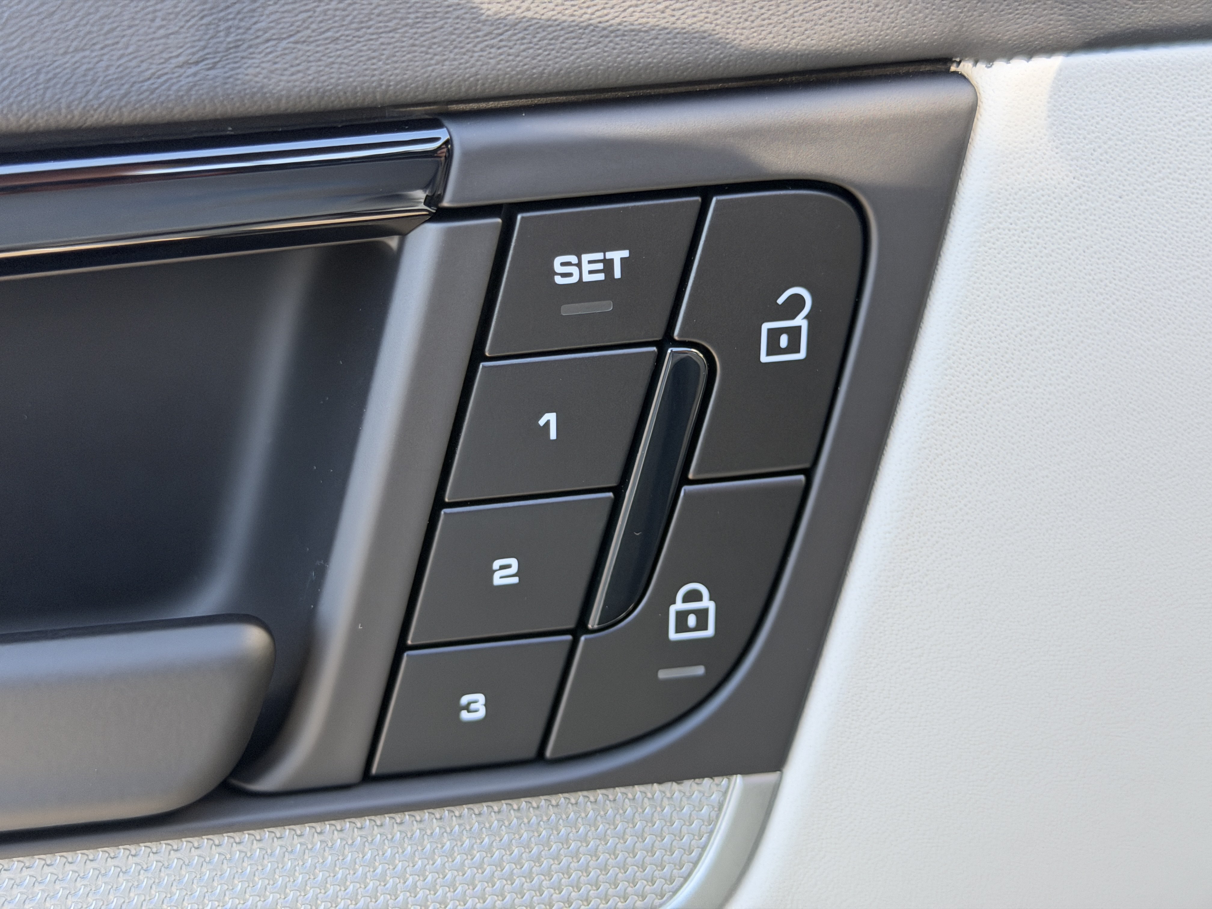 New 2026 Porsche Cayenne AWD/4WD image 21