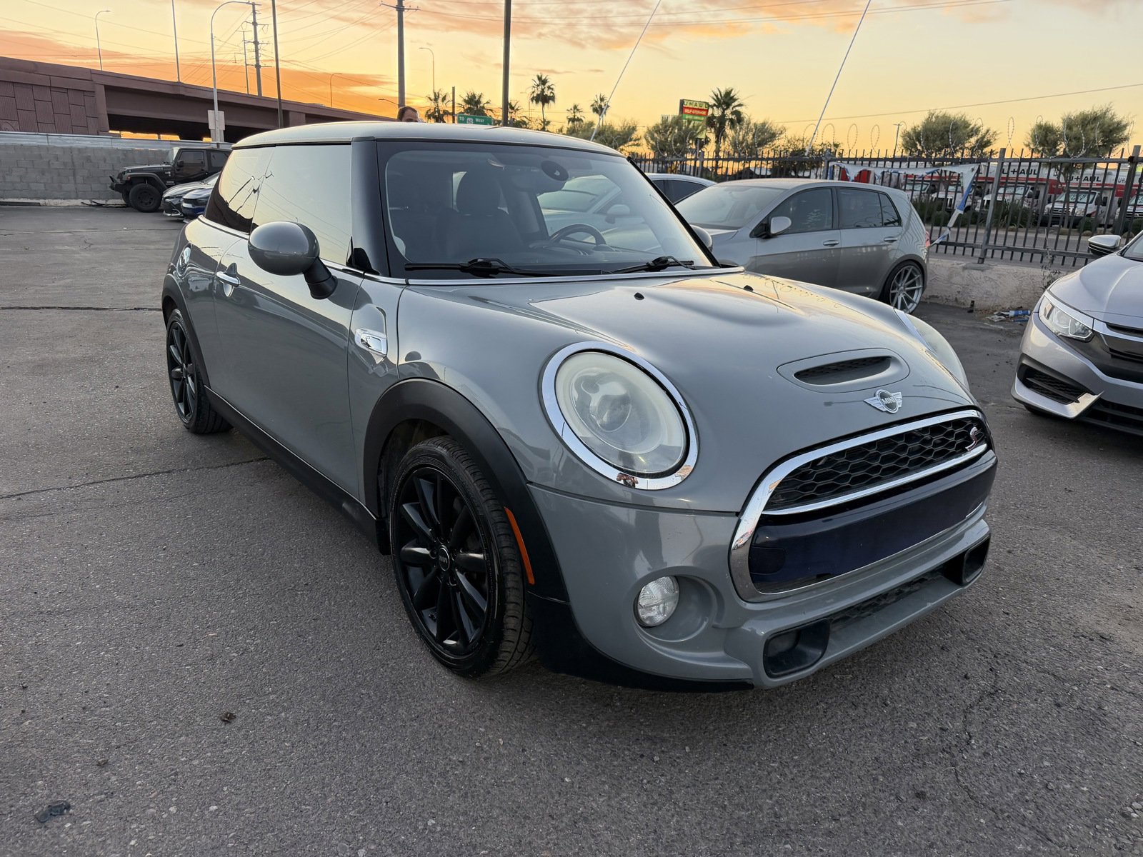 Used 2014 MINI Cooper S FWD image 2