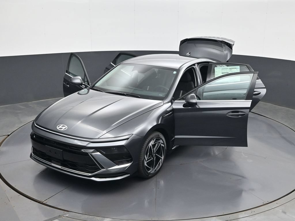 New 2026 Hyundai Sonata SEL FWD image 30