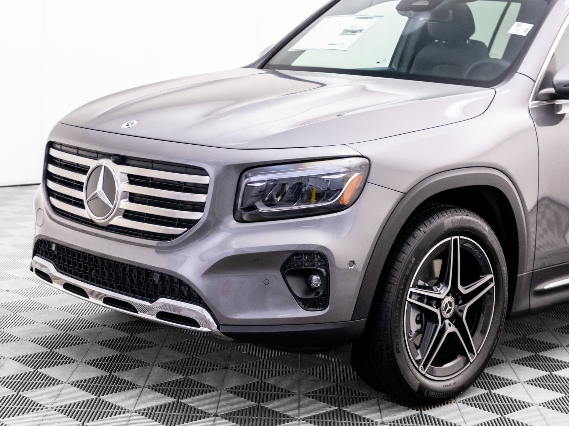 New 2026 Mercedes-Benz GLB 250 4MATIC image 36