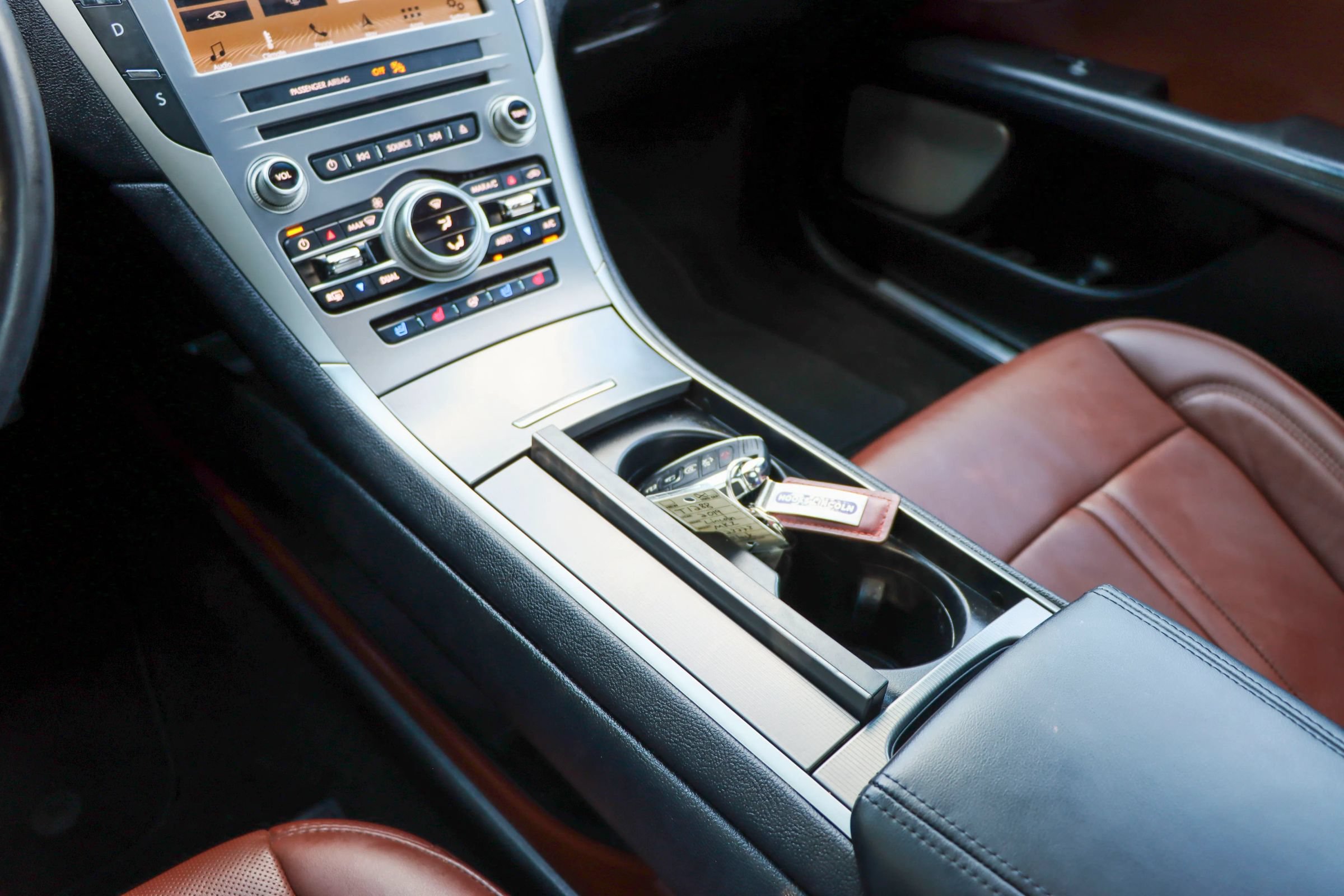 Used 2019 Lincoln MKZ Reserve w/ Luxury Package FWD image 39