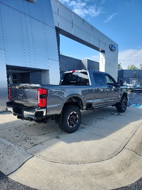 New 2026 Ford F350 Lariat w/ Tremor Off-Road Package AWD/4WD image 8