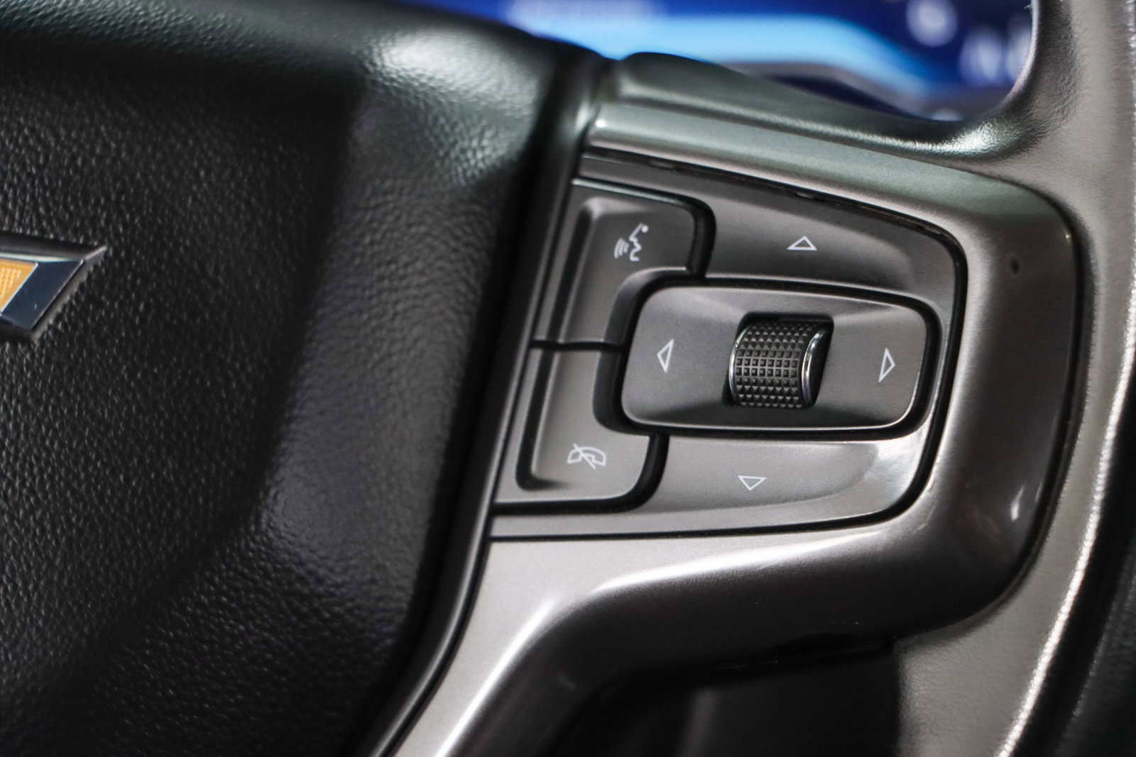 Used 2024 Chevrolet Silverado 3500 High Country w/ High Country Premium Package AWD/4WD image 15